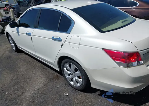 2010 Honda Accord 3.5 Ex-L из США, поврежденный, VIN 1HGCP3F81AA019466